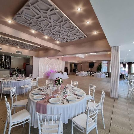 רוסה Teodora Palace Hotel מראה חיצוני תמונה