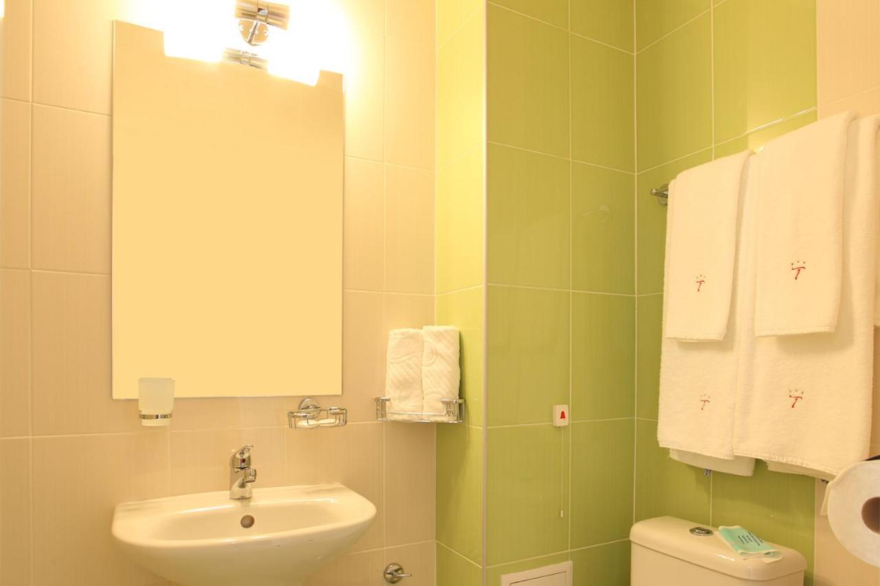 רוסה Teodora Palace Hotel מראה חיצוני תמונה