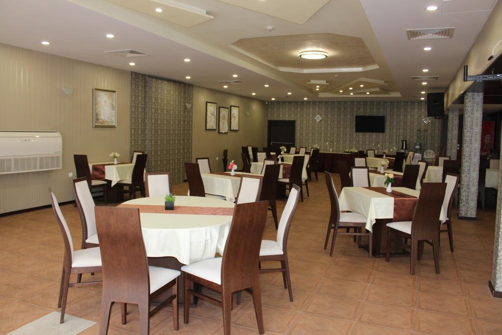 רוסה Teodora Palace Hotel מראה חיצוני תמונה