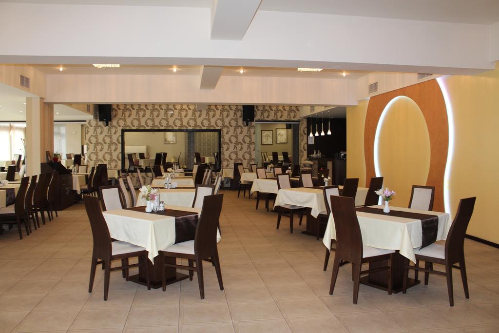 רוסה Teodora Palace Hotel מראה חיצוני תמונה