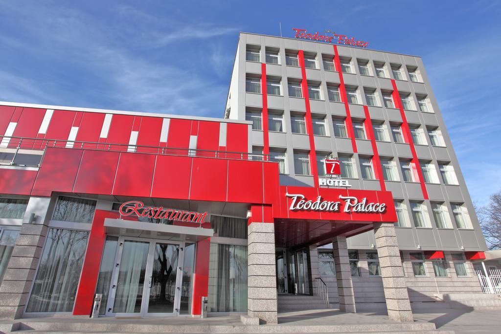 רוסה Teodora Palace Hotel מראה חיצוני תמונה